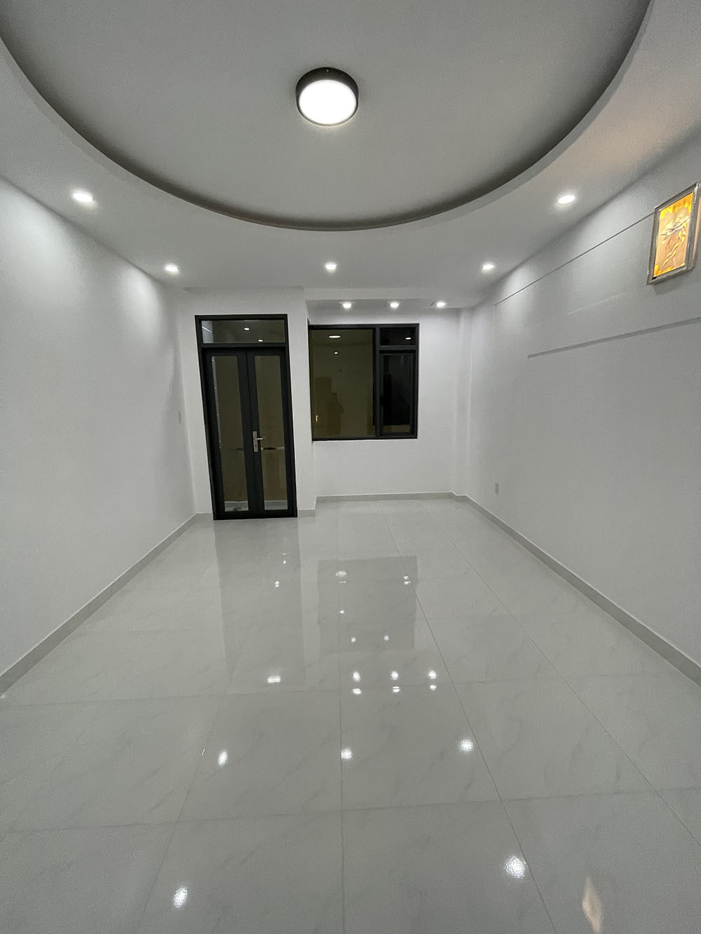 Bán nhà Nguyễn Đình Chính, Quận Phú Nhuận Siêu phẩm 4 lầu t.kế Singapore - gần Nguyễn Văn Trỗi